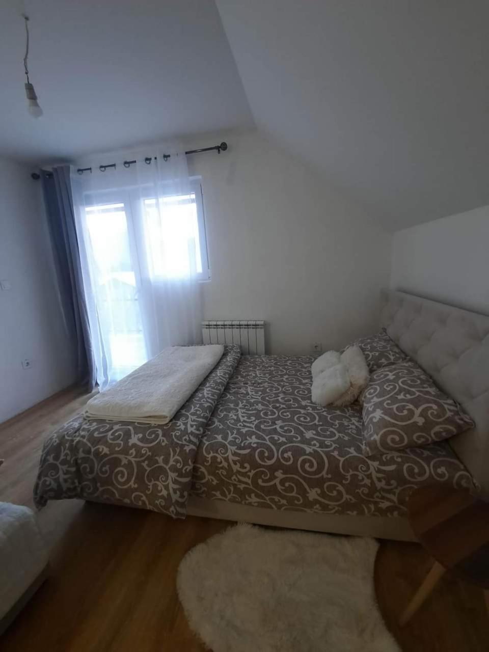 Holiday Home Bozur Kolasin Bilik gambar