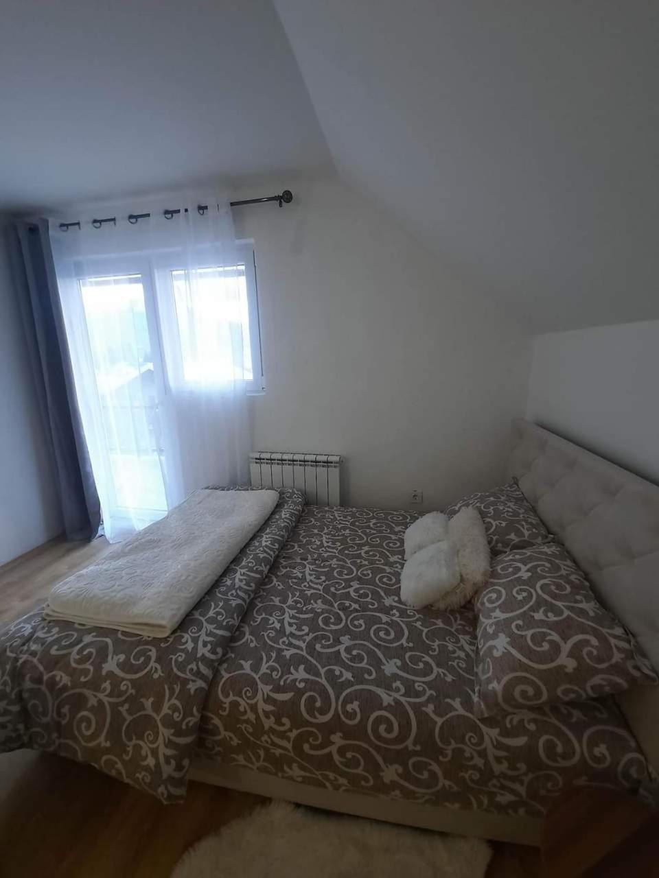 Holiday Home Bozur Kolasin Bilik gambar